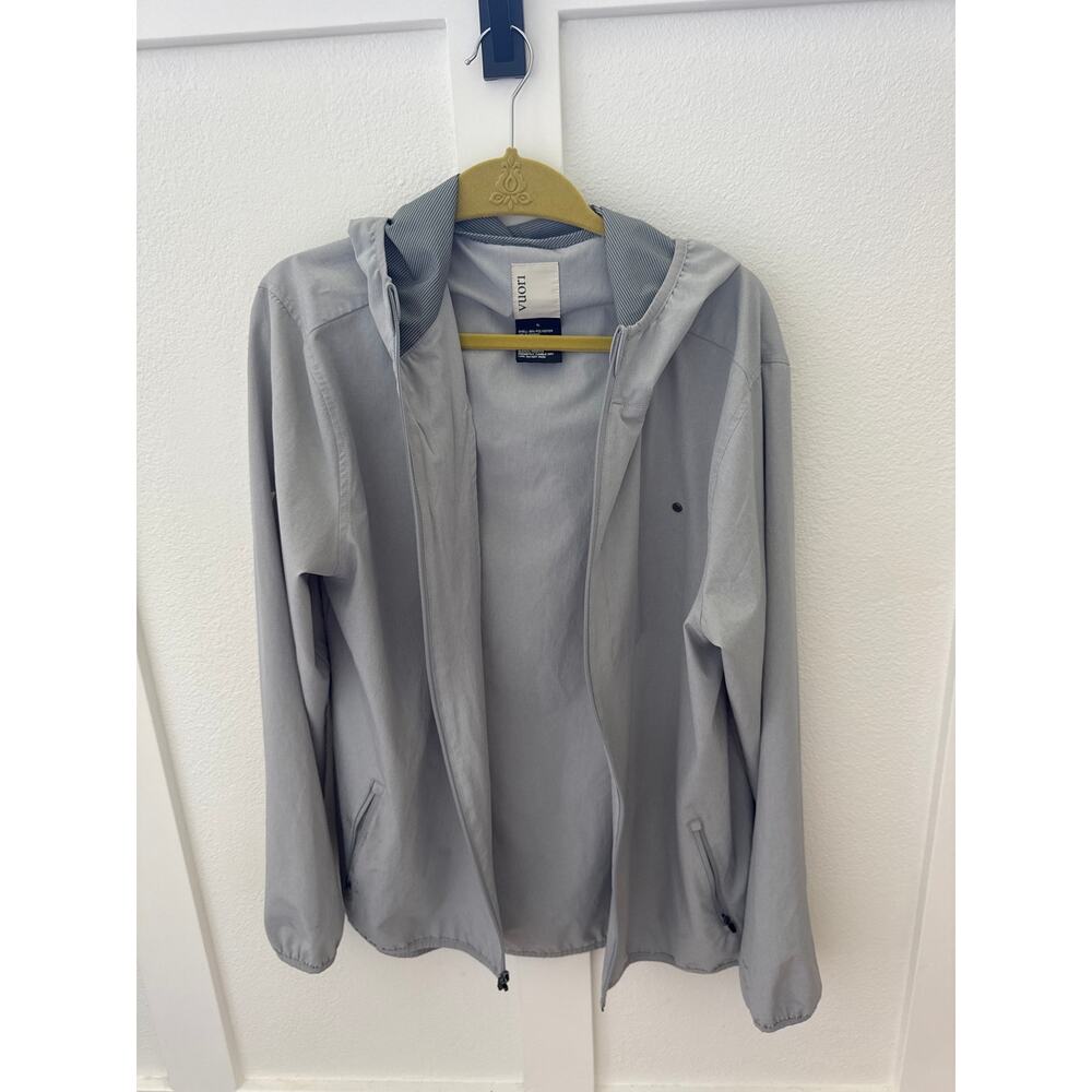 Vuori Jacket